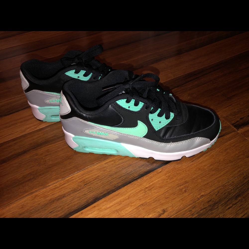 Girls Nike air max